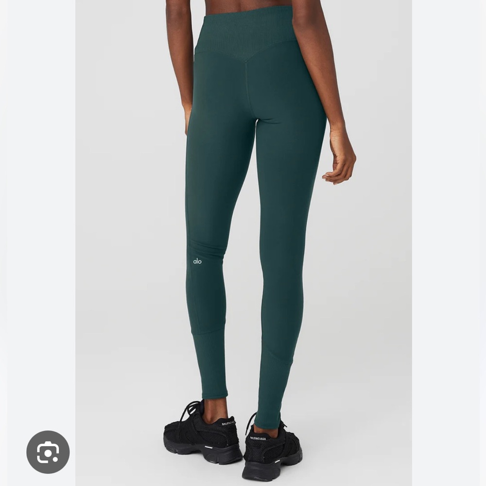 Alo High-Waist Lounge Green Leggings